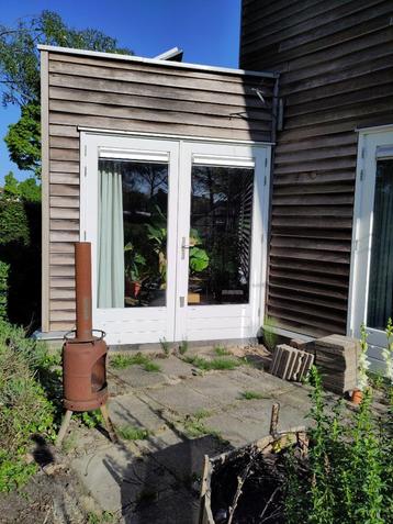 Twee complete openslaande deuren te koop beschikbaar voor biedingen