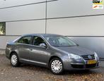 Volkswagen Jetta 1.4 TSI Comfortline 2e Eignr |Cruise |Park, Auto's, Voorwielaandrijving, Gebruikt, 680 kg, 4 cilinders
