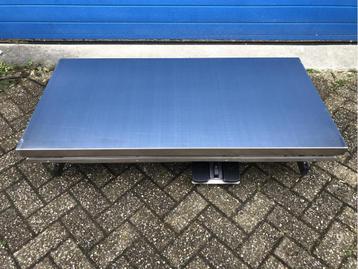 Veterinaire spreekkamer of behandeltafel breed model RVS beschikbaar voor biedingen