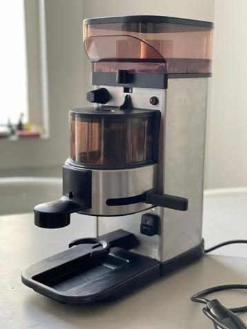 La Cimbali Junior Professionele Espresso Bonenmaler beschikbaar voor biedingen