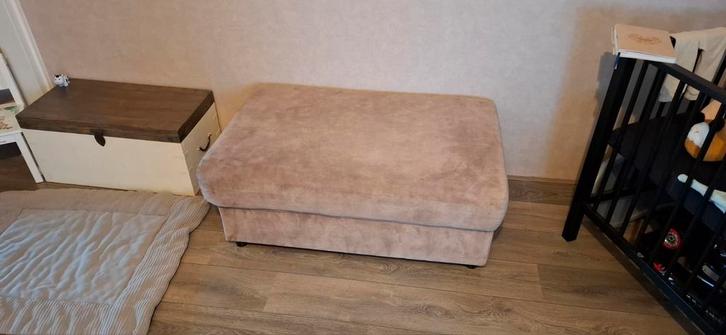 Zo goed als nieuwe poef - 110x70cm, Huis en Inrichting, Banken | Voetenbanken en Poefen, Zo goed als nieuw, 75 tot 100 cm, 75 tot 100 cm
