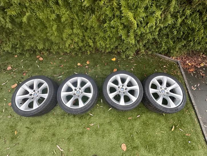 Bmw breedset style 124 18inch 3serie 5serie, Auto-onderdelen, Banden en Velgen, Zomerbanden, 18 inch, 245 mm, Ophalen