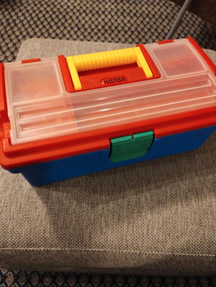 Keter Gereedschapskistje, Doe-het-zelf en Verbouw, Gereedschapskisten, Zo goed als nieuw, Gevuld, Ophalen of Verzenden