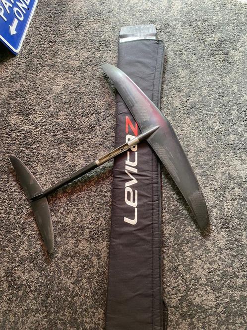 Wingfoil/Kitefoil Levitaz R5 racefoil V1 compleet, Watersport en Boten, Kitesurfen, Gebruikt, Geen board, Ophalen of Verzenden