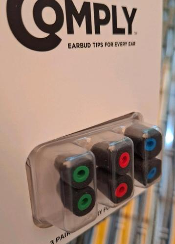 Comply earbud tips voor Shure inears. Setje van 3 maten. SML beschikbaar voor biedingen