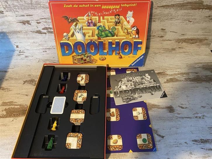 betoverde doolhof zoek de schat [s679], Hobby en Vrije tijd, Gezelschapsspellen | Bordspellen, Zo goed als nieuw, Ophalen of Verzenden