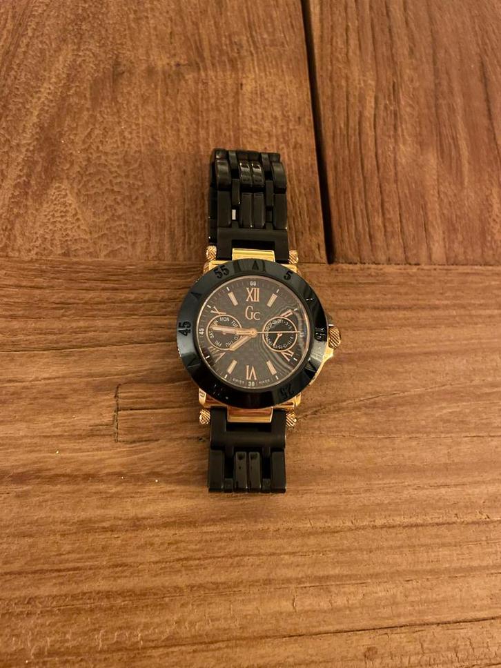 Guess Dameshorloge Zwart/Rosé, Sieraden, Tassen en Uiterlijk, Horloges | Dames, Gebruikt, Polshorloge, Guess, Staal, Staal, Ophalen