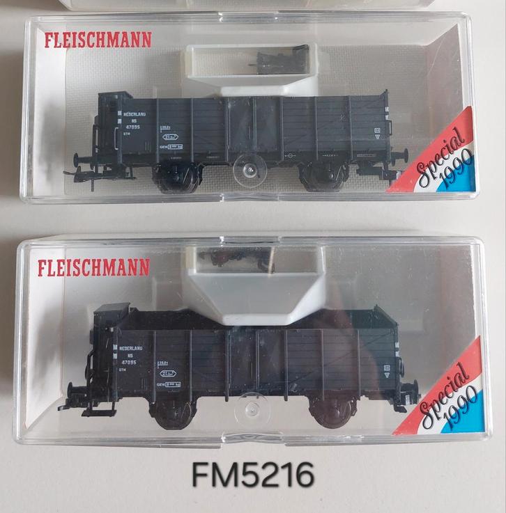 Te koop: Fleischmann 5216 NL K, hogeboordwagon NS, 2 stuks, Hobby en Vrije tijd, Modeltreinen | H0, Zo goed als nieuw, Wagon, Gelijkstroom