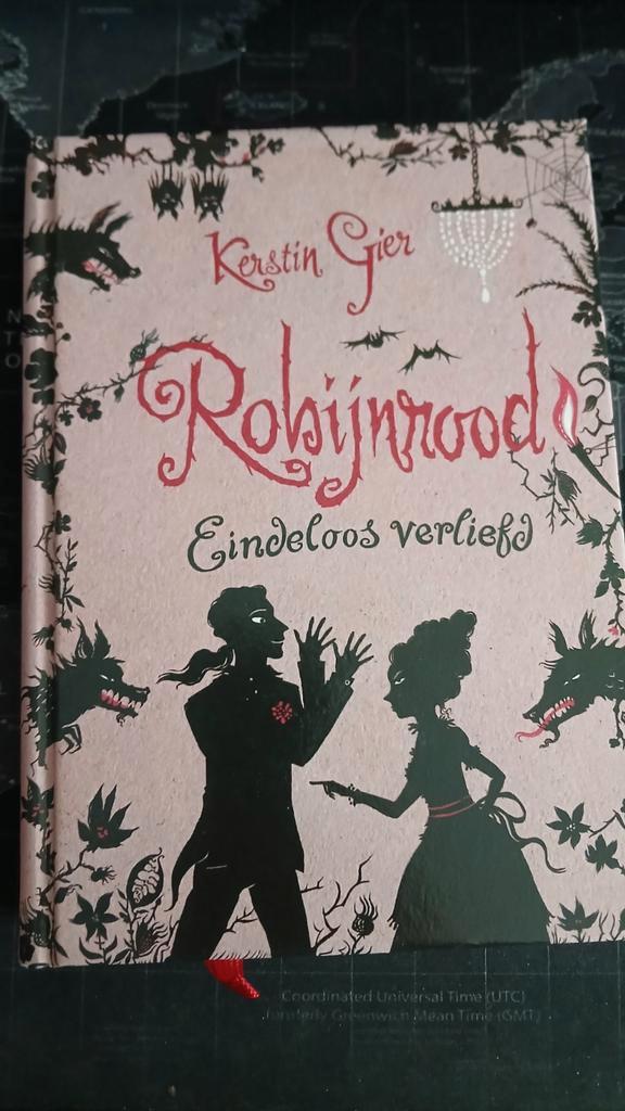 Robijnrood - Kerstin Gier, Boeken, Fantasy, Zo goed als nieuw, Ophalen of Verzenden