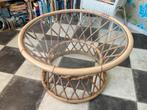 Vintage rotan salon tafel met glasplaat, Huis en Inrichting, Tafels | Salontafels, Ophalen, 50 tot 100 cm, Rond, Zo goed als nieuw
