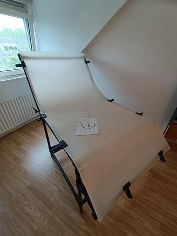 Producttafel Studiofotografie - Professioneel beschikbaar voor biedingen