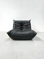Black Togo chair attributed to Ducaroy for Ligne Roset., Leer, Ophalen of Verzenden, Zo goed als nieuw
