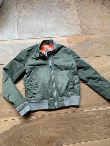 Schott stoer jack maat M beschikbaar voor biedingen