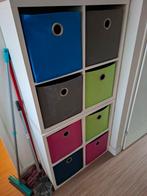 Ikea Kallax kast 2x4 met kleurrijke manden, Huis en Inrichting, Kasten | Boekenkasten, Ophalen, Met plank(en), Kunststof, Gebruikt