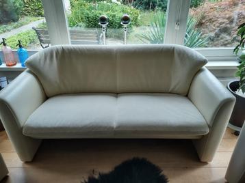 Leolux Morion 2 zitsbank en 4 x fauteuil beschikbaar voor biedingen
