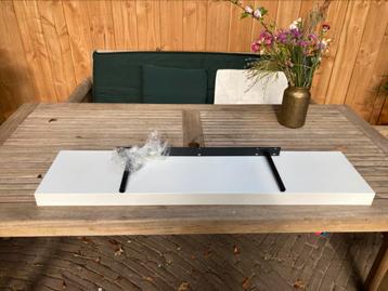 IKEA Lack wandplank 110x26 wit (onzichtbare bevestiging)  beschikbaar voor biedingen