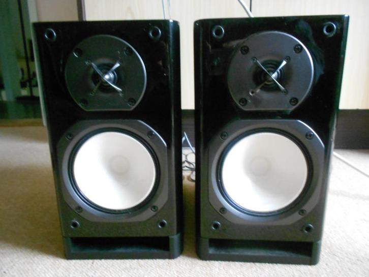 Zeer mooie Onkyo D-N10BX design luidsprekers, pianolak zwart, Audio, Tv en Foto, Luidsprekers, Gebruikt, Front, Rear of Stereo speakers