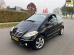 Mercedes-Benz A-klasse 150 Avantgarde NAP/APK/AIRCO/VELGEN, Auto's, Mercedes-Benz, Voorwielaandrijving, 15 km/l, Zwart, 1095 kg