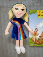K3 knuffel in blauwe jurk + boek met Karen Kristel Kathleen, Ophalen of Verzenden, Zo goed als nieuw