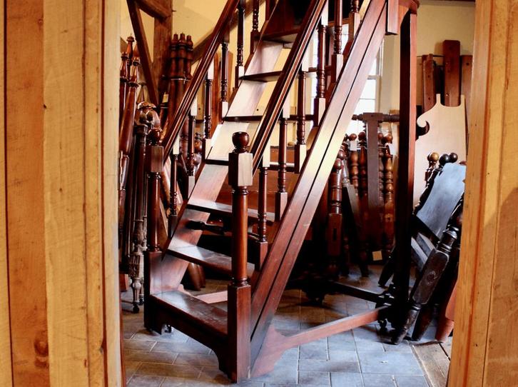 Engelse bibliotheektrap, Antiek en Kunst, Antiek | Woonaccessoires, Ophalen