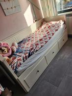 Ikea bed, Huis en Inrichting, Slaapkamer | Bedden, Zo goed als nieuw, Ophalen