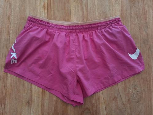 Leuk sportbroekje Nike, L, Kleding | Dames, Sportkleding, Gedragen, Maat 42/44 (L), Roze, Ophalen of Verzenden