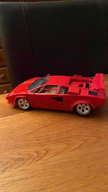 Mooi Model Lamborghini 1/18 beschikbaar voor biedingen
