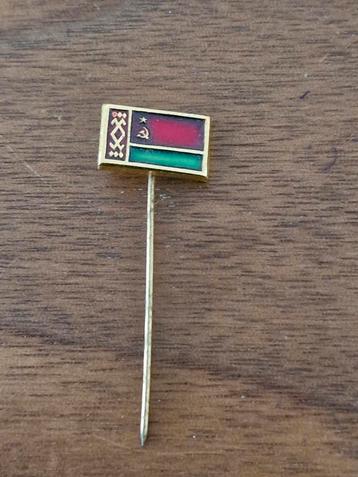 R 169 Wit-Rusland vlag speldje beschikbaar voor biedingen