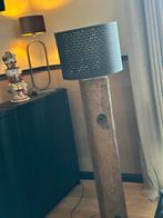 Stijlvolle Meerpaal Vloerlamp met Goudfolie Kap, Ophalen, Gebruikt, Hout, 150 tot 200 cm