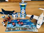 LEGO City 60210, Lucht politie luchtmacht basis, compleet, Kinderen en Baby's, Speelgoed | Duplo en Lego, Ophalen of Verzenden