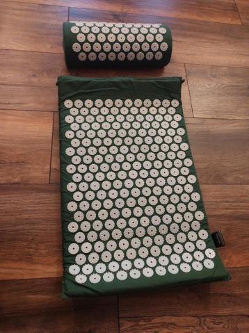 Spijkermat + kussen  beschikbaar voor biedingen