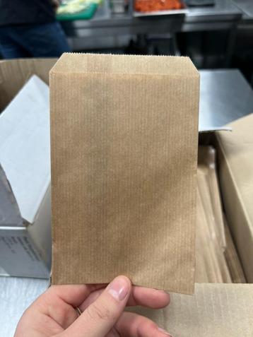 Zakjes papier bruin disposables zakjes cadeau zakje beschikbaar voor biedingen