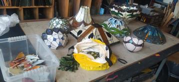 Tiffany glas beschikbaar voor biedingen