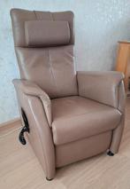1 jaar oud Prominent sta op fauteuil leer lendensteun ZGAN, Huis en Inrichting, Fauteuils, Ophalen, Zo goed als nieuw, Leer