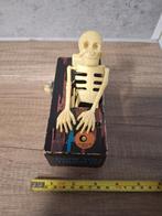 Vintage mechanische coin bank Skelet Satan's bank jaren 80, Antiek en Kunst, Antiek | Speelgoed, Ophalen of Verzenden