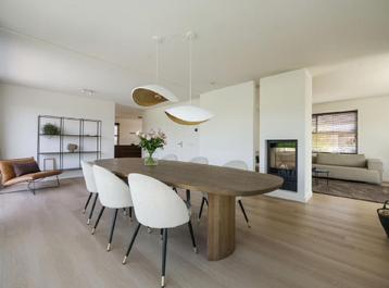 Table du sud eettafel, deens ovaal, 320 lang beschikbaar voor biedingen