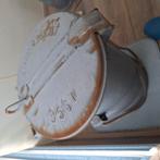 Oude Zinken Vuilnisbak, Ophalen