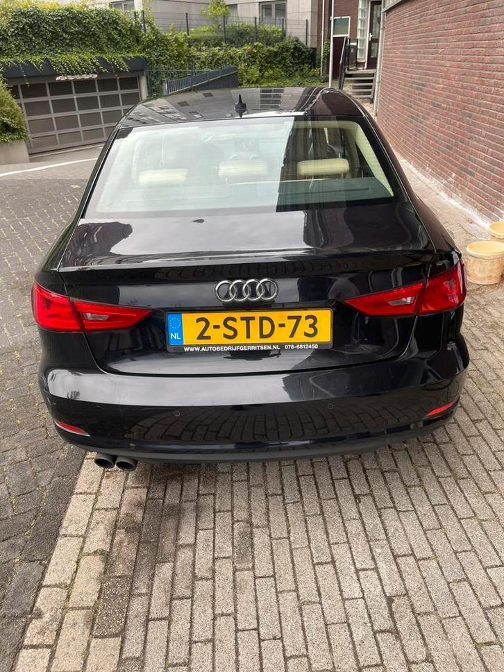 Audi A3 1.4 Tfsi COD Sedan S-tronic 2013 Zwart, Auto's, Audi, Bedrijf, A3, Airbags, Airconditioning, Alarm, Bluetooth, Boordcomputer