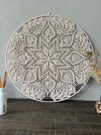 Prachtige zelf gehaakte mandala 60 cm groot. Kleur Beige., Huis en Inrichting, Ophalen of Verzenden, Nieuw
