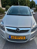 Opel Zafira 1.8 2011 Beige, Auto's, Voorwielaandrijving, 74 €/maand, 4 cilinders, Beige