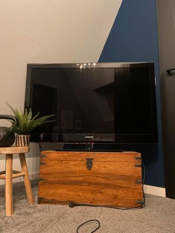 Samsung TV + Speaker - Goede staat! beschikbaar voor biedingen