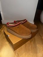 Ugg tazz II clogs maat 39 chestnut, UGG, Bruin, Ophalen of Verzenden, Zo goed als nieuw