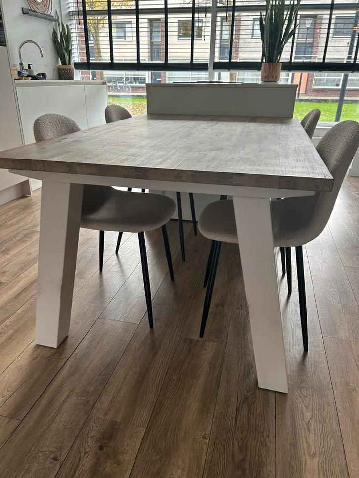 Eetkamertafel 160 cm + 4 Teddy Stoelen, Huis en Inrichting, Stoelen, Zo goed als nieuw, Vier, Metaal, Overige kleuren, Ophalen