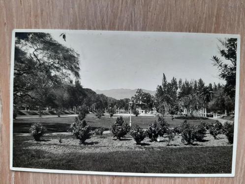 Originele fotokaart Nederlands Indie, onbekend plein jaren30, Verzamelen, Ansichtkaarten | Nederland, Ongelopen, 1920 tot 1940