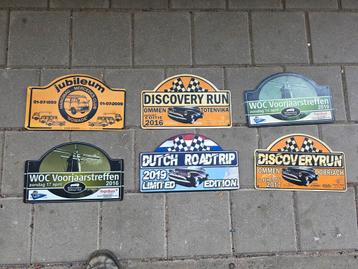 Leuke Man Cave Borden - Oldtimer Rally Emblemen beschikbaar voor biedingen