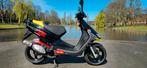 Aprilia sr50 replica "chesterfield" oldtimer, Fietsen en Brommers, Scooters | Aprilia, Ophalen, Tweetakt, Maximaal 45 km/u, SR 50