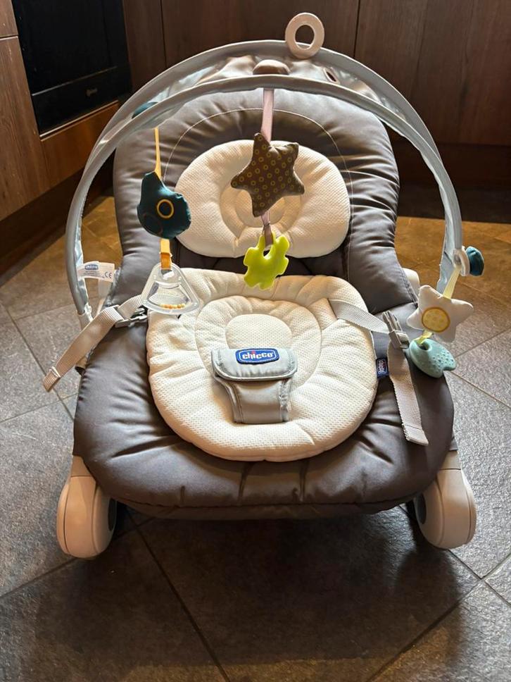 Wipstoel met speelboog chicco hoopla in hele nette staat, Kinderen en Baby's, Wipstoeltjes, Zo goed als nieuw, Chicco, Ophalen of Verzenden
