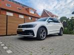 Volkswagen Tiguan R Allspace 7P 1.5 TSI 150pk 7-DSG 2019 Wit, Auto's, 1498 cc, 4 cilinders, 7 stoelen, Wit