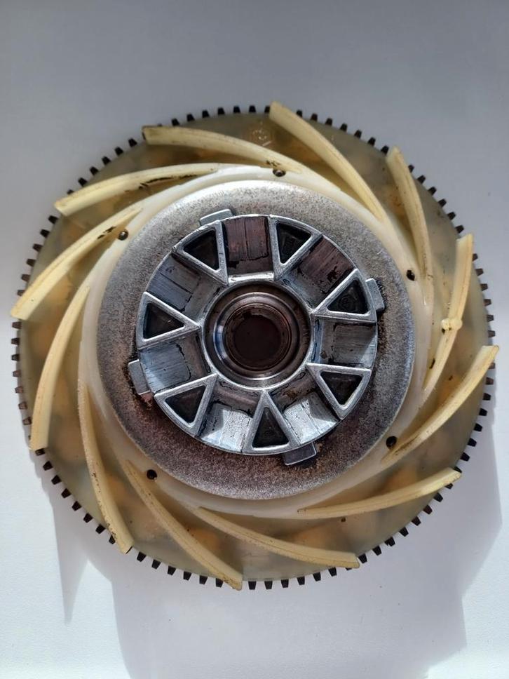 Vespa pk50 automaat plurimatic ontsteking vliegwiel, Fietsen en Brommers, Brommeronderdelen | Oldtimers, Gebruikt, Overige merken