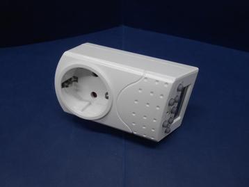 Digitale timer, programmeerbaar, met LCD scherm, 2 stuks beschikbaar voor biedingen